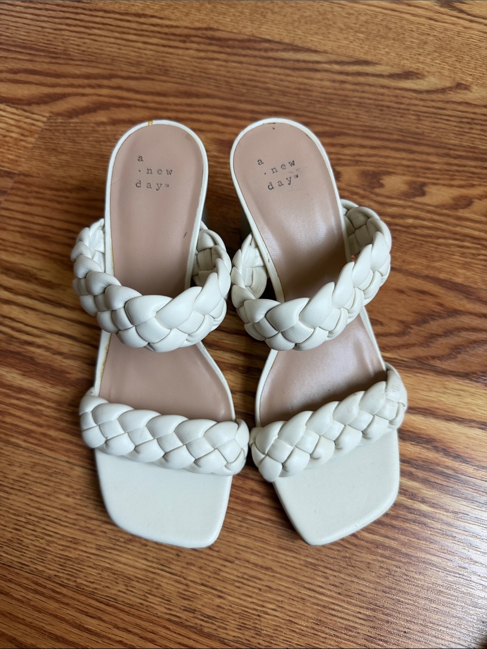 Cream Braided Double-Strap Slide Heels 7.5 Wide